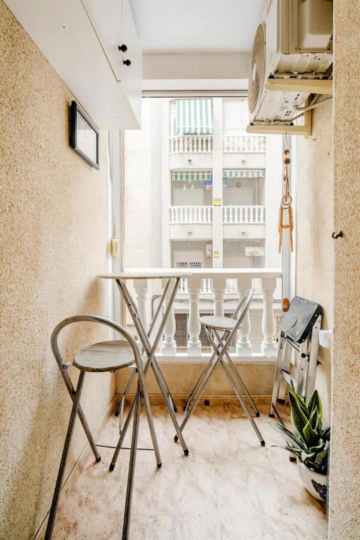 Apartamento Inteiro Acolhedor Perto Da Praia Torrevieja Extérieur photo